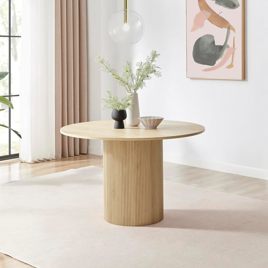 Penrose Round Oak Dining Table – 120cm Wooden Pedestal Table for 4–6 People – Scandinavian Design